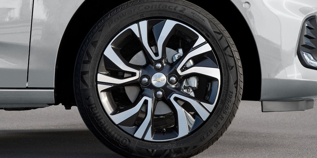 Muestra tu personalidad con una variedad de accesorios exteriores para Chevrolet Onix 2024, sedán deportivo