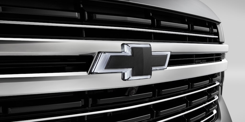 Accesorios electrónicos disponibles para Chevrolet Suburban 2024